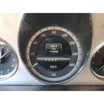 Mercedes - Benz E-klasa  Coupe/Sportowy 2013,  4.6 benzyna, automat - Na sprzedaż za 27 306 zł - Katowice - zdjęcie 9