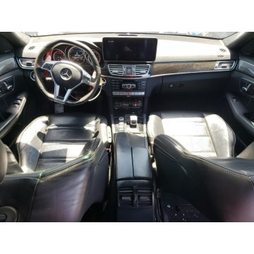 Mercedes - Benz E-klasa  Sedan/Limuzyna 2015,  5.5 benzyna, automat - Na sprzedaż za 64 206 zł - Katowice - zdjęcie 7