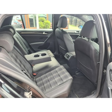 Volkswagen Golf  Hatchback 2017,  1.6 diesel, automat - Na sprzedaż za 54 900 zł - Świebodzin - zdjęcie 11
