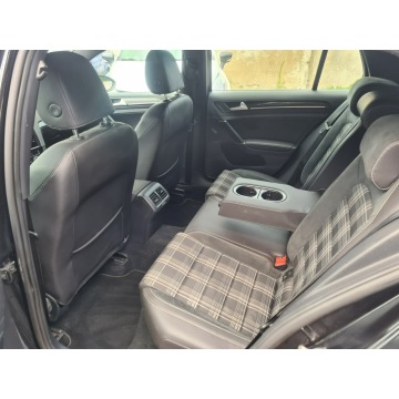 Volkswagen Golf  Hatchback 2017,  1.6 diesel, automat - Na sprzedaż za 54 900 zł - Świebodzin - zdjęcie 12