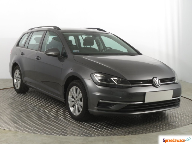 Volkswagen Golf  Kombi 2017,  1.4 benzyna - Na sprzedaż za 59 999 zł - Katowice