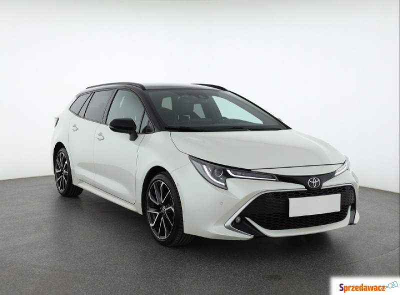 Toyota Corolla  Kombi 2020,  1.2 benzyna - Na sprzedaż za 65 039 zł - Piaseczno