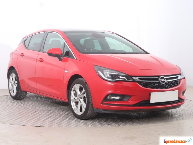 Opel Astra  Hatchback 2016,  1.4 benzyna - Na sprzedaż za 55 999 zł - Toruń