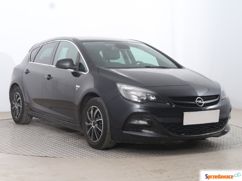 Opel Astra  Hatchback 2015,  1.4 benzyna - Na sprzedaż za 39 999 zł - Kutno