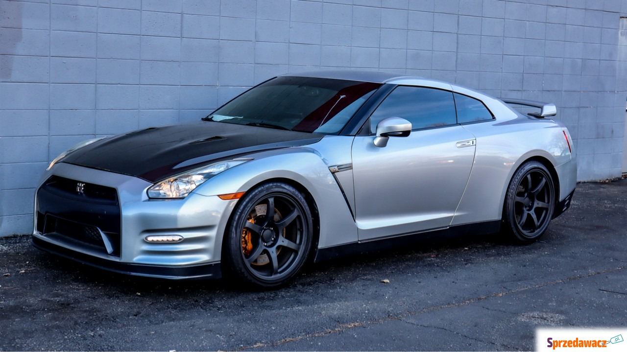 Nissan GT-R 2014