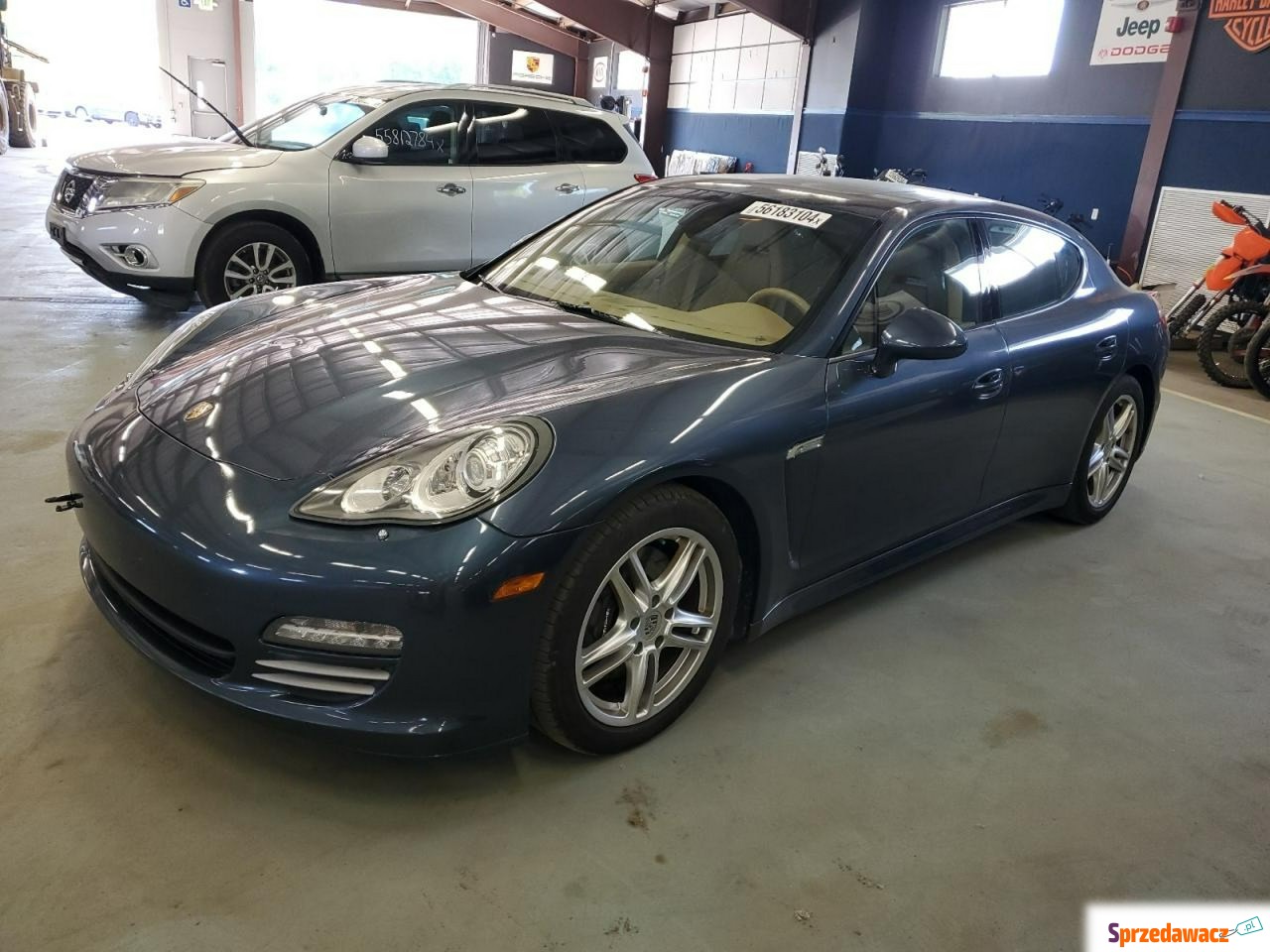 Porsche Panamera 2012