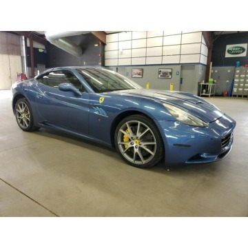 Ferrari California  Kabriolet 2010,  4.3 benzyna, automat - Na sprzedaż za 216 480 zł - Katowice - zdjęcie 3