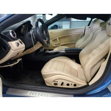 Ferrari California  Kabriolet 2010,  4.3 benzyna, automat - Na sprzedaż za 216 480 zł - Katowice - zdjęcie 7