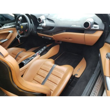 Ferrari   Coupe/Sportowy 2021,  3.9 benzyna, automat - Na sprzedaż za 688 800 zł - Katowice - zdjęcie 7