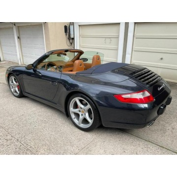 Porsche 911  Kabriolet 2006,  3.8 benzyna, automat - Na sprzedaż za 113 160 zł - Katowice - zdjęcie 4