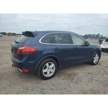 Porsche Cayenne  SUV 2013,  3.0 benzyna, automat - Na sprzedaż za 37 884 zł - Katowice - zdjęcie 4