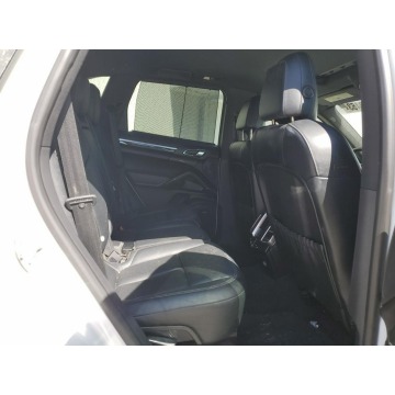 Porsche Cayenne  SUV 2014,  3.6 benzyna, automat - Na sprzedaż za 36 900 zł - Katowice - zdjęcie 9