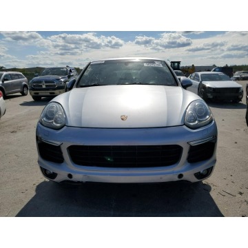 Porsche Cayenne  SUV 2018,  3.6 benzyna, automat - Na sprzedaż za 84 009 zł - Katowice - zdjęcie 2