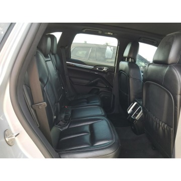Porsche Cayenne  SUV 2018,  3.6 benzyna, automat - Na sprzedaż za 84 009 zł - Katowice - zdjęcie 9