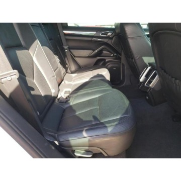Porsche Cayenne  SUV 2012,  3.6 benzyna, automat - Na sprzedaż za 24 354 zł - Katowice - zdjęcie 10