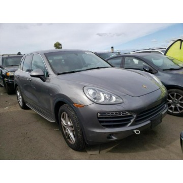 Porsche Cayenne  SUV 2012,  3.6 benzyna, automat - Na sprzedaż za 30 504 zł - Katowice - zdjęcie 4