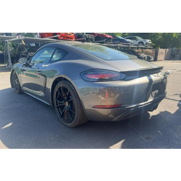 Porsche Cayman  Coupe/Sportowy 2019,  2.0 benzyna, automat - Na sprzedaż za 113 160 zł - Katowice - zdjęcie 3
