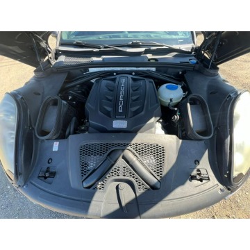 Porsche Macan  SUV 2015,  3.0 benzyna, automat - Na sprzedaż za 90 897 zł - Katowice - zdjęcie 9