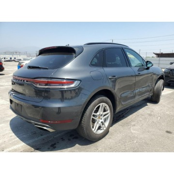 Porsche Macan  SUV 2019,  2.0 benzyna, automat - Na sprzedaż za 78 720 zł - Katowice - zdjęcie 4