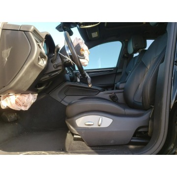 Porsche Macan  SUV 2018,  2.0 benzyna, automat - Na sprzedaż za 59 040 zł - Katowice - zdjęcie 7
