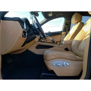 Porsche Macan  SUV 2018,  3.0 benzyna, automat - Na sprzedaż za 78 720 zł - Katowice - zdjęcie 8