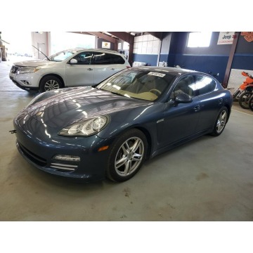 PORSCHE PANAMERA 2