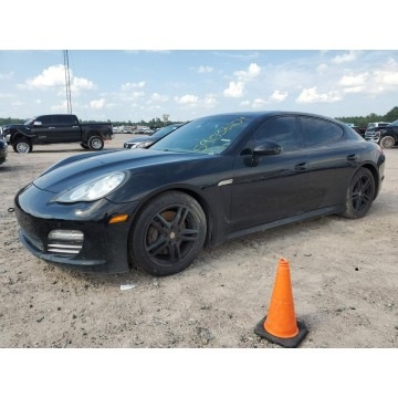 PORSCHE PANAMERA 2