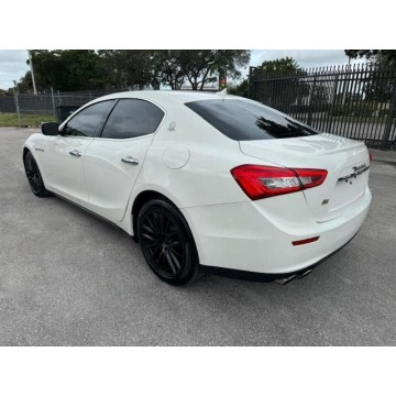 Maserati Ghibli  Sedan/Limuzyna 2016,  3.0 benzyna, automat - Na sprzedaż za 70 725 zł - Katowice - zdjęcie 4