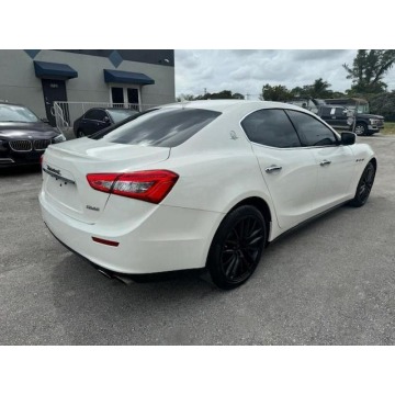 Maserati Ghibli  Sedan/Limuzyna 2016,  3.0 benzyna, automat - Na sprzedaż za 70 725 zł - Katowice - zdjęcie 6