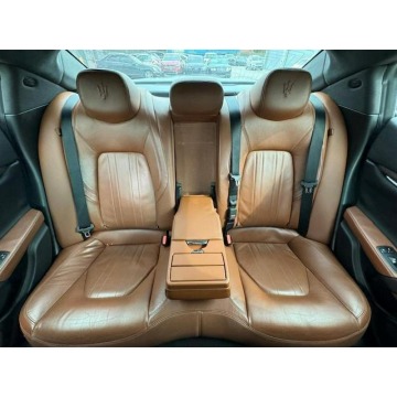Maserati Ghibli  Sedan/Limuzyna 2016,  3.0 benzyna, automat - Na sprzedaż za 70 725 zł - Katowice - zdjęcie 12