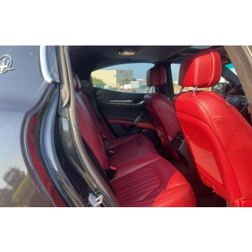 Maserati Ghibli  Sedan/Limuzyna 2015,  3.0 benzyna, automat - Na sprzedaż za 63 099 zł - Katowice - zdjęcie 8
