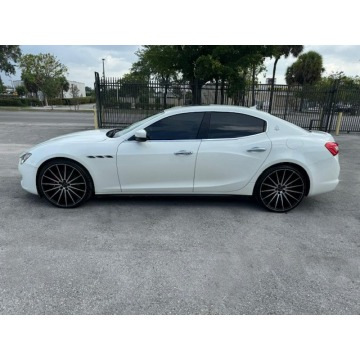 Maserati Ghibli  Sedan/Limuzyna 2019,  3.0 benzyna, automat - Na sprzedaż za 78 720 zł - Katowice - zdjęcie 7
