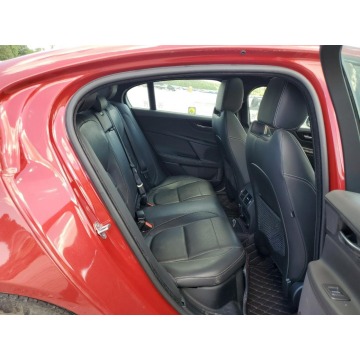 Jaguar XE  Sedan/Limuzyna 2018,  3.0 benzyna, automat - Na sprzedaż za 44 034 zł - Katowice - zdjęcie 9