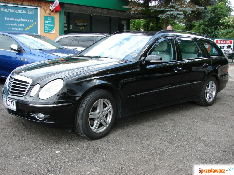 Mercedes E 220 - MERC-E-220 Super stan - Samochody osobowe - Piła