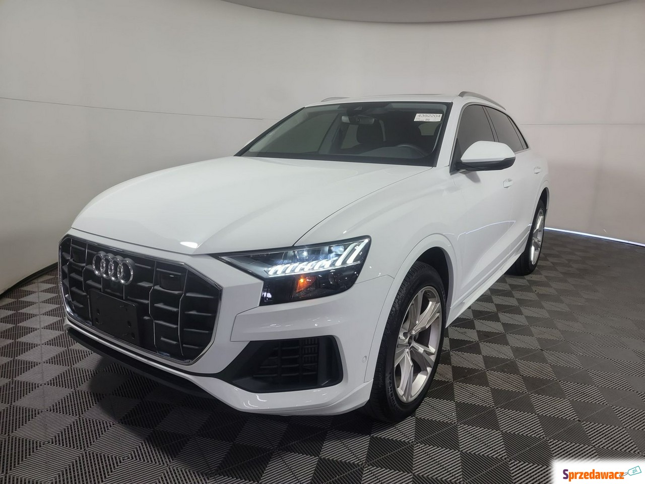 Audi Q8 2023