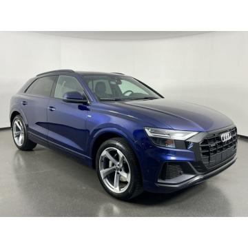 Audi Q8  SUV 2019,  3.0 benzyna, automat - Na sprzedaż za 166 050 zł - Katowice - zdjęcie 3