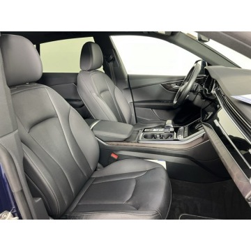 Audi Q8  SUV 2019,  3.0 benzyna, automat - Na sprzedaż za 166 050 zł - Katowice - zdjęcie 7