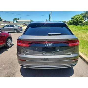 Audi Q8  SUV 2022,  3.0 benzyna, automat - Na sprzedaż za 246 000 zł - Katowice - zdjęcie 5