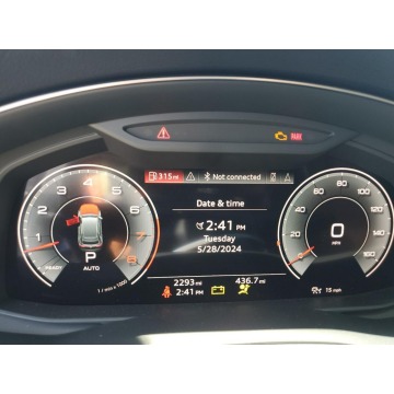 Audi Q8  SUV 2023,  3.0 benzyna, automat - Na sprzedaż za 243 540 zł - Katowice - zdjęcie 10