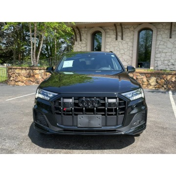 Audi SQ7  SUV 2023,  4.0 benzyna, automat - Na sprzedaż za 364 080 zł - Katowice - zdjęcie 2