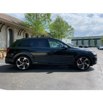 Audi SQ7  SUV 2023,  4.0 benzyna, automat - Na sprzedaż za 364 080 zł - Katowice - zdjęcie 8