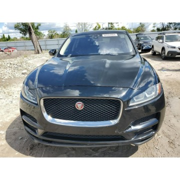 Jaguar F-PACE  SUV 2018,  2.0 benzyna, automat - Na sprzedaż za 41 820 zł - Katowice - zdjęcie 2