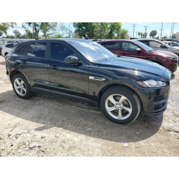 Jaguar F-PACE  SUV 2018,  2.0 benzyna, automat - Na sprzedaż za 41 820 zł - Katowice - zdjęcie 3