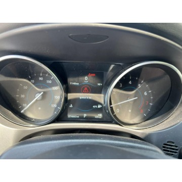Jaguar F-PACE  SUV 2017,  3.0 benzyna, automat - Na sprzedaż za 82 410 zł - Katowice - zdjęcie 8