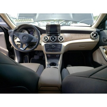 Mercedes - Benz GLA-klasa  Hatchback 2017,  2.0 benzyna, automat - Na sprzedaż za 39 360 zł - Katowice - zdjęcie 8