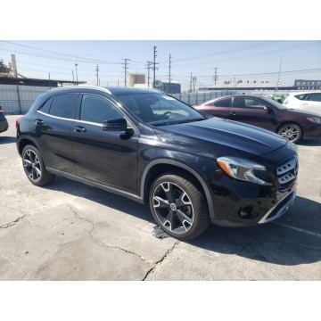 Mercedes - Benz GLA-klasa  Hatchback 2019,  2.0 benzyna, automat - Na sprzedaż za 59 040 zł - Katowice - zdjęcie 3