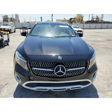 Mercedes - Benz GLA-klasa  Hatchback 2020,  2.0 benzyna, automat - Na sprzedaż za 63 468 zł - Katowice - zdjęcie 2