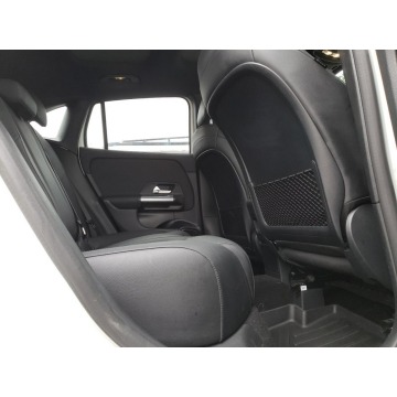 Mercedes - Benz GLA-klasa  Hatchback 2021,  2.0 benzyna, automat - Na sprzedaż za 73 308 zł - Katowice - zdjęcie 9