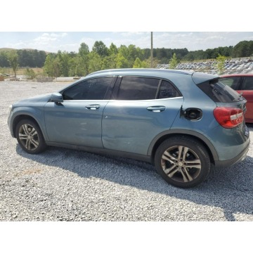 Mercedes - Benz GLA-klasa  SUV 2015,  2.0 benzyna, automat - Na sprzedaż za 24 599 zł - Katowice - zdjęcie 4