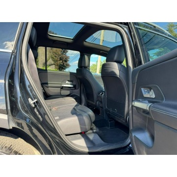 Mercedes - Benz GLB-klasa  SUV 2020,  2.0 benzyna, automat - Na sprzedaż za 91 020 zł - Katowice - zdjęcie 7